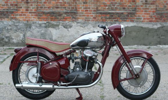 1957 Jawa 500 OHC Twin