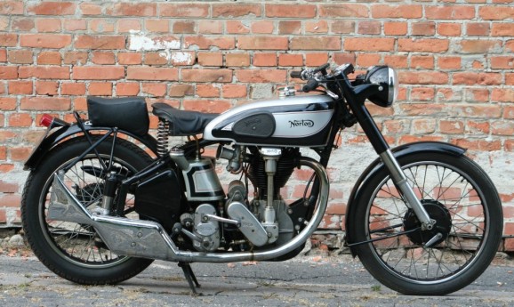 Norton International M30